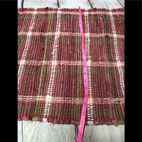 Distressed Throw Rug - Picture 5 of 6